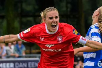 FC Twente walst over sc Heerenveen heen en blijft foutloos in Eredivisie (v)