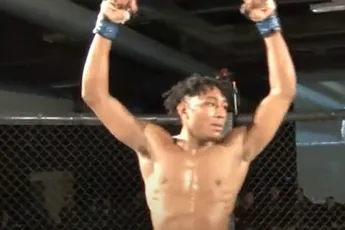 Brian Hooi snel klaar met Pool Michal Pietrzak in KSW debuut (video)