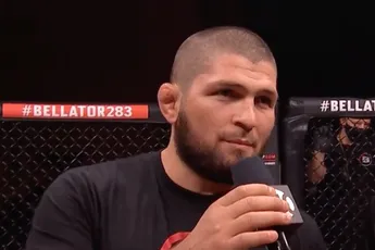 UFC Kampioen Khabib neemt rol van vader over als coach