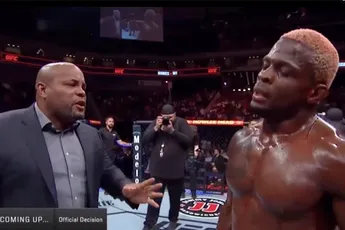 Respectloos! Boel loopt bijna uit de hand na UFC wedstrijd (video)