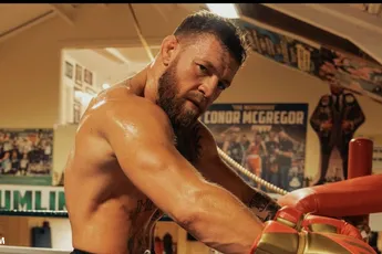 McGregor eindigt rivaliteit: 'Respect Daniel, ga door, God zegen'