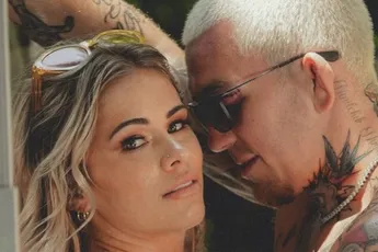 Sexy vecht Koningin Paige vanZant voelt nattigheid (video)