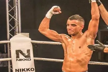 Kickboks talent Abdel Mouhdad tekent bij Kickboxing Nijmegen!