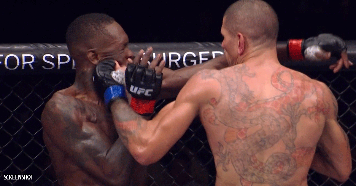 Alex Pereira pakt UFC-titel met verslaan Israel Adesanya | video