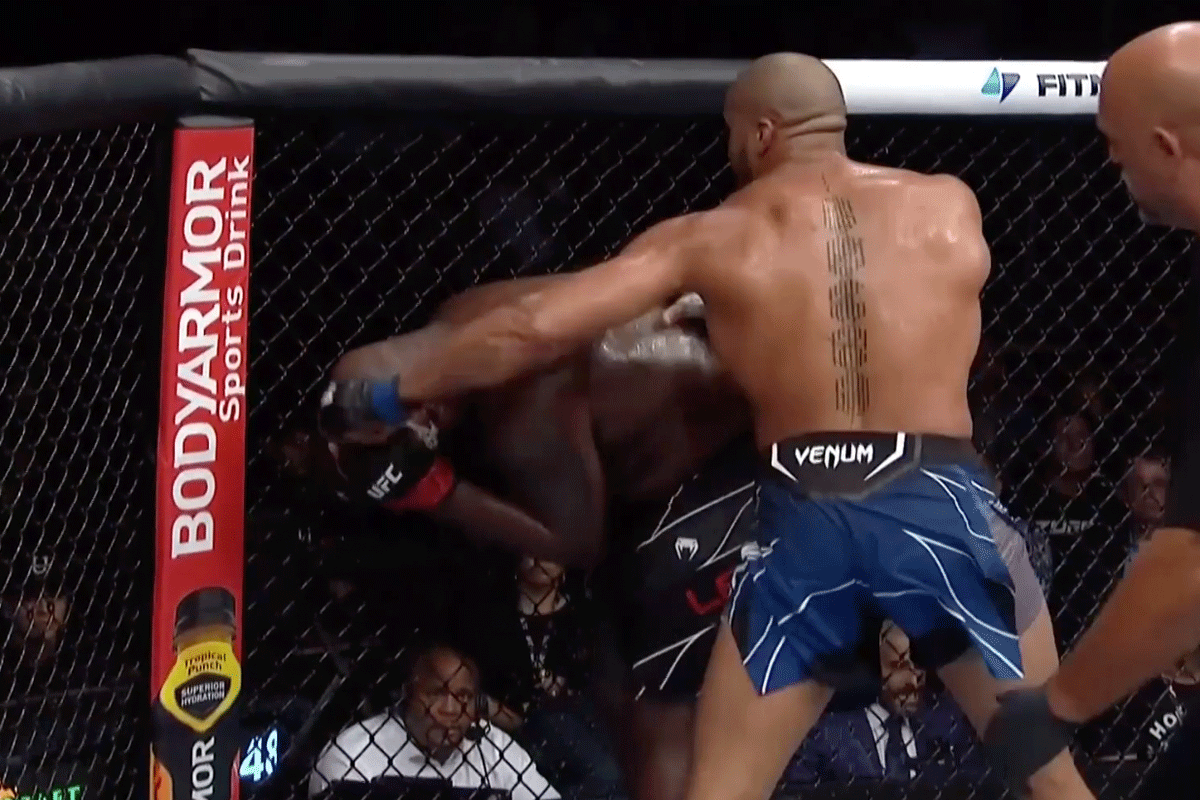 Gane STOMPT Lewis 'KO', claimt tussentijdse UFC-titel (video)