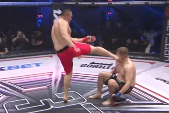 ‘Kopschop’-KO! MMA-vechter pakt titel op gewelddadige wijze
