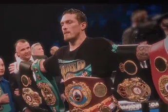 Bokskampioen Oleksandr Usyk geeft goed bewaard geheim prijs! 'Ik moest dit doen'