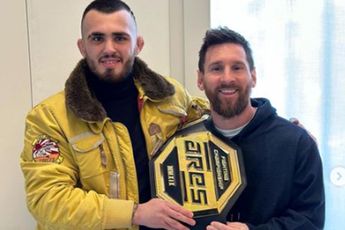 🎥 Topvoetballer Lionel Messi krijgt bezoek van MMA-kampioen! 'Enige idool die ik heb'