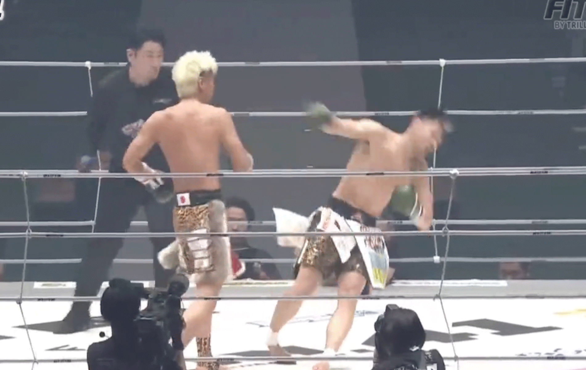 'Insane!' Japanner Shun Onishi scoort knock-out kanshebber van jaar