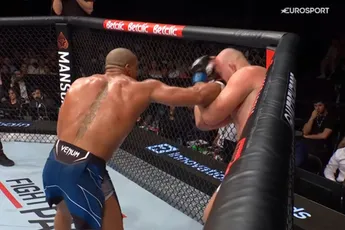 Ciryl Gane sloopt Serghei Spivac voor eigen publiek tijdens UFC Paris