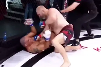 🎥 43-jarige 'beul' Kharitonov scoort verwoestende knock-out! 'Oud maar niet versleten'