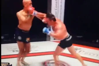 🎥 UFC legende (55) sloopt 20 jaar jongere rivaal: 'Hij heeft het nog in zich'