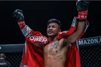 Rodtang treft Takeru tijdens spectaculair gevecht in Japan:'Strijd der titanen geboekt'