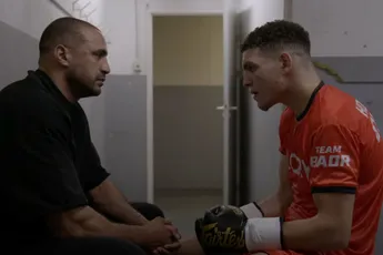 🎥 Badr Hari protegé Anwar gaat strijd aan voor de Glory titel: 'ik wil dat hij wint'