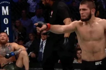 UFC-ster Khabib kreeg bizar hoog bedrag voor terugkeer naar de UFC aangeboden