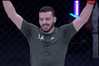 Na zware blessure: Bulaid verslaat Sozashvili in stijl | video