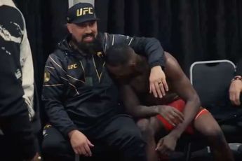 Onthullende video UFC-ster Adesanya duikt op: 'Ik pak hem terug'