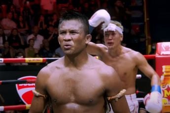 Kickbokslegende Buakaw kopstoot hoofd Japanner kapot