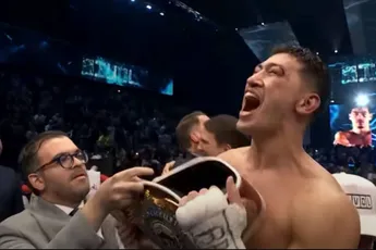 Grote boksrel nadat Dmitry Bivol wereldtitel inlevert: 'Dit is een belediging'