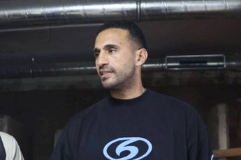 Badr Hari duikt op naast vergeten Glory vechter - komt hij terug?