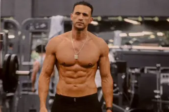 Badr Hari deelt opvallende cijfers – wat betekent dit voor zijn carrière?