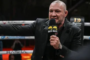 UFC icoon McGregor geeft topknokker (46) laatste kans - zonder bescherming dit keer!