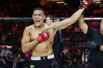 Nederlandse topvechter Van Steenis verklaart oorlog aan rivaal - dit is waarom!