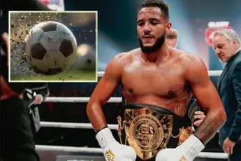 GOAL! Glory ster Wisse pakt voetbalveld over - is hij klaar met kickboksen?