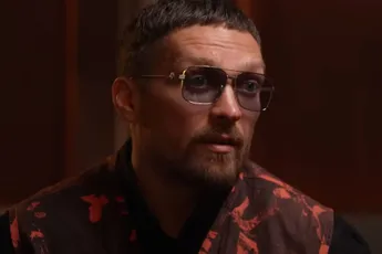 Boksicoon Usyk legt uit waarom hij blijft boksen - het is niet wat je denkt