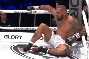 Pijnlijk Glory debuut: Errol Koning ziet droomstart in rook opgaan