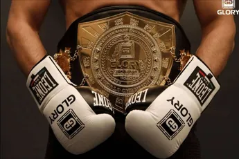 Glory verliest kampioen: 'Ik wilde al stoppen, maar moest contract afmaken'