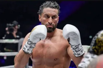 Jamal Ben Saddik haalt keihard uit: 'Glory speelt politieke spelletjes'