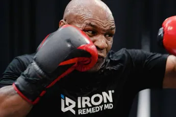 Mike Tyson ontploft na beschuldiging van gevechtsfraude - klaar voor comeback