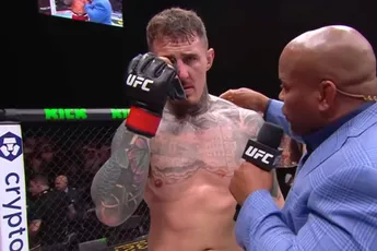 Oogblessure UFC ster Aspinall maakt mentale schade groter dan gedacht