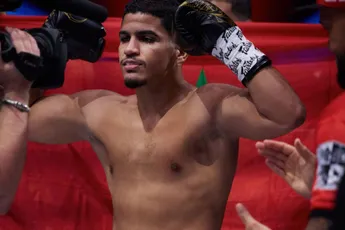 'Glory laat me stikken dus ik stap over': Younes Smaili haalt keihard uit