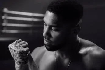 Anthony Joshua tekent grootste boksdeal ooit - Jake Paul slechts tussendoortje