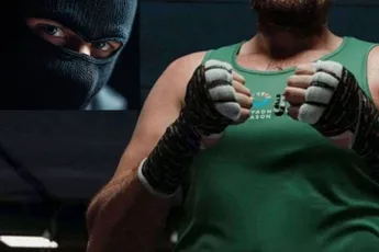 Beruchte Maffiabaas duikt weer op in het boksen - trekt opnieuw aan de touwtjes?