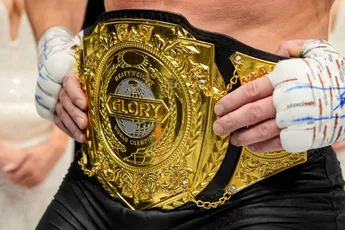 'Iedereen wil wraak op mij nemen: Glory kickbokskampioen klaar voor alles