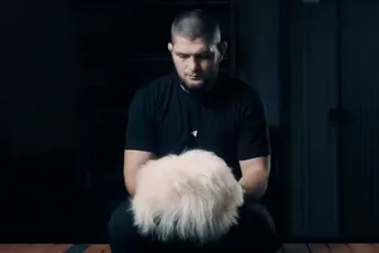 Crypto-rel rond UFC ster Khabib ontploft - MMA-legende of geldwolf?