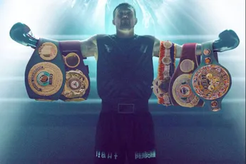 Schok! Boksheld Usyk levert zwaargewicht wereldtitel in - nieuwe kampioen staat op