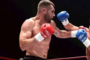 K-1 kickbokstitel Nederlander Mannaart in gevaar - treft knock-out beest in Tokio