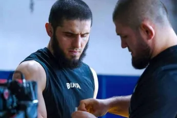 'Zo versla je UFC-kampioen Islam Makhachev' - MMA-legende onthult hoe