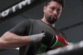 Glory zet Ben Saddik op non-actief na celstraf – carrière zwaar onder druk