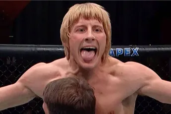 'Mooi man!' UFC-vechter Paddy Pimblett knock-out geslagen bij boksdebuut