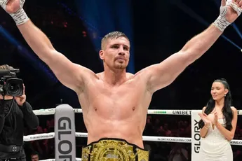 Bertens: ‘Ik hoop dat Rico Verhoeven MMA gaat doen’ – na bliksemzege in Genk