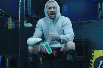 ‘Niet 92 maar 100 procent’ – UFC-ster McGregor terug in oude gym voor rentree