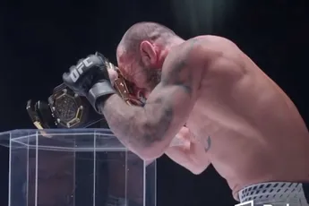 ‘Wie surf ik de volgende keer?’ – Jean Silva verbaast met bizarre UFC-move