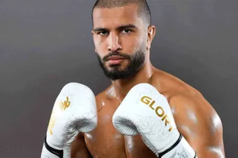 ‘Waarom hij niet?’ – Kickbokser Mo Amine krijgt geen gevecht bij Glory 105
