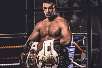 Peter Aerts: '1995 was mijn beste jaar' – K‑1-kickbokslegende over zijn gouden seizoen