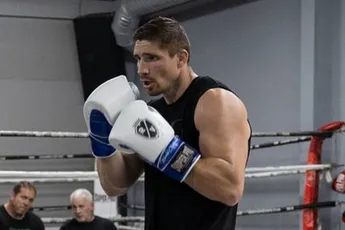 ‘Rico Verhoeven pakt door na GLORY’ – alleen op uitnodiging in actie te zien